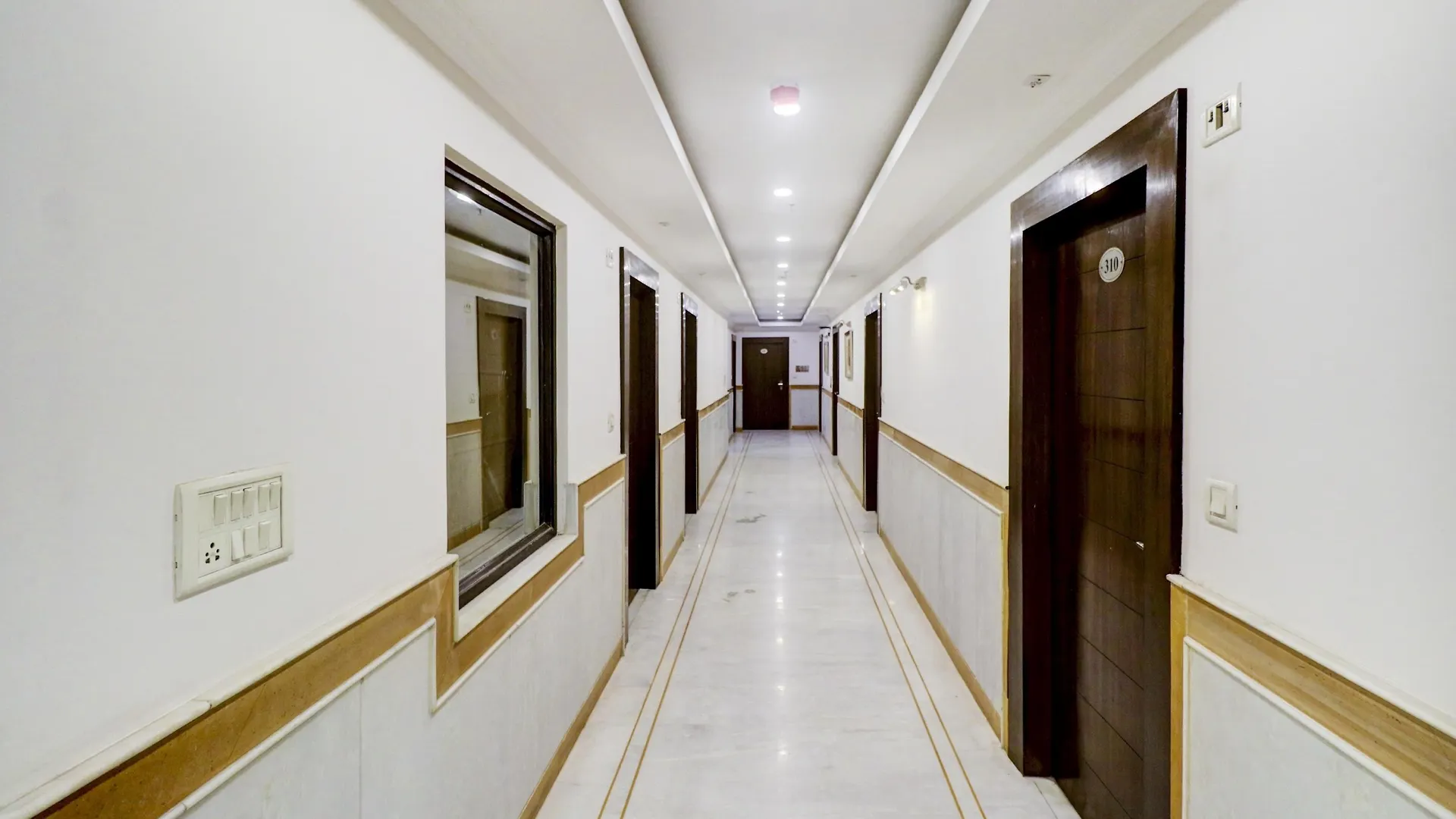 Townhouse 517 La Sapphire Near Delhi Airport Hotel New Delhi 4*,  India