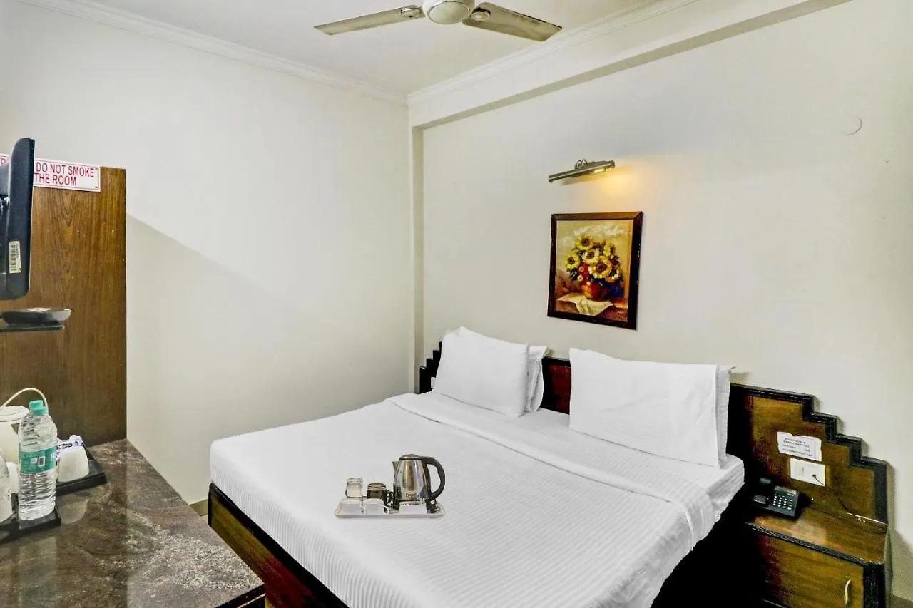 Townhouse 517 La Sapphire Near Delhi Airport Hotel New Delhi 4*,  India