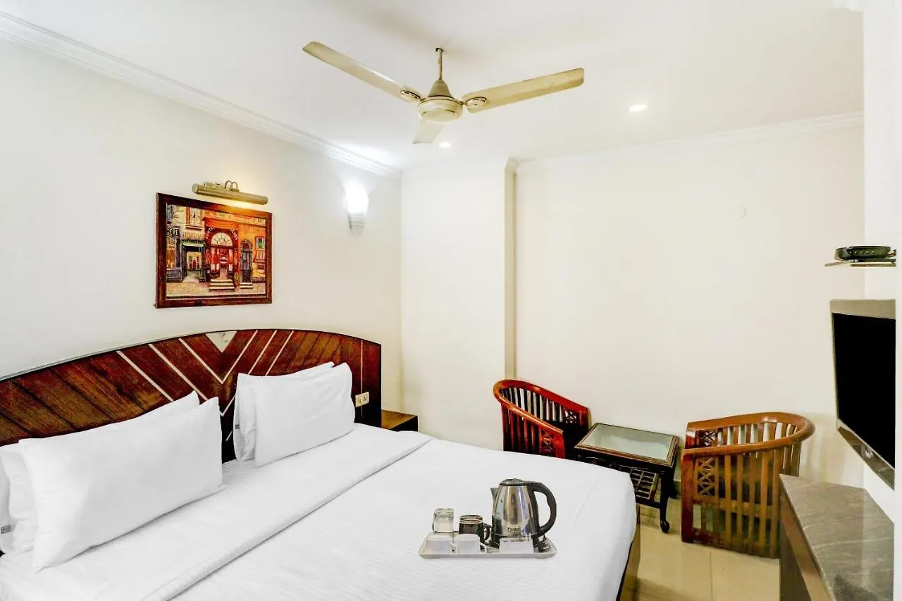 Townhouse 517 La Sapphire Near Delhi Airport Hotel New Delhi