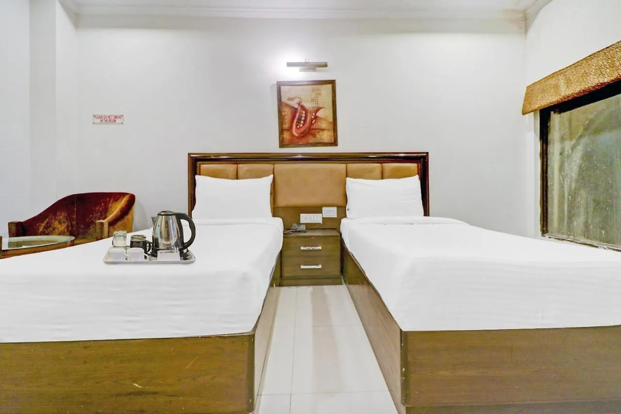 Townhouse 517 La Sapphire Near Delhi Airport Hotel New Delhi