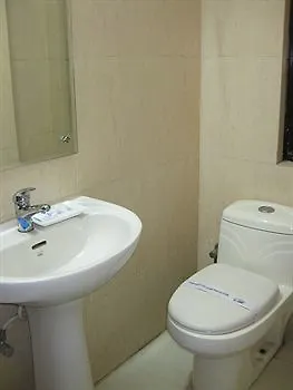 Townhouse 517 La Sapphire Near Delhi Airport Hotel New Delhi 4*,