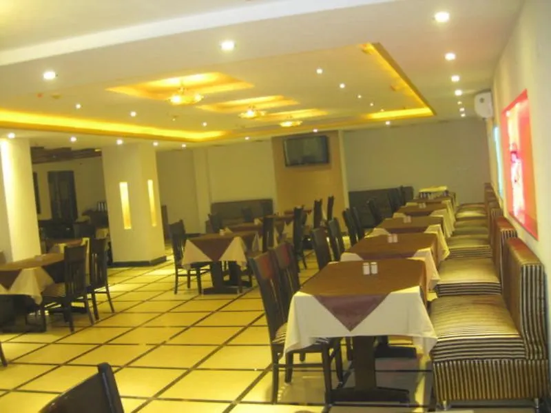 Townhouse 517 La Sapphire Near Delhi Airport Hotel New Delhi India