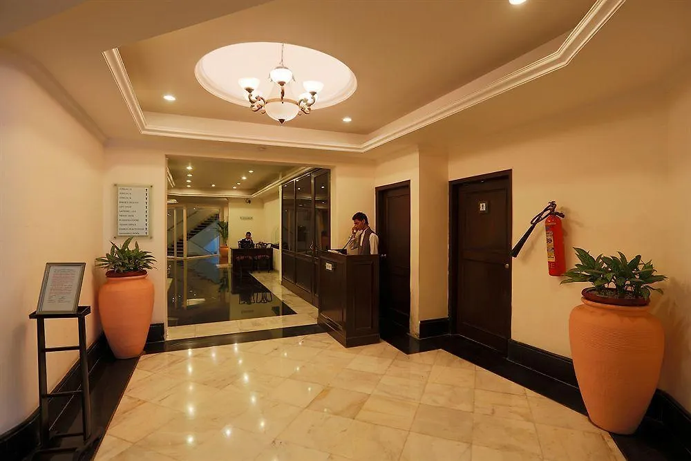 Hotel Townhouse 517 La Sapphire Near Delhi Airport Nueva Delhi